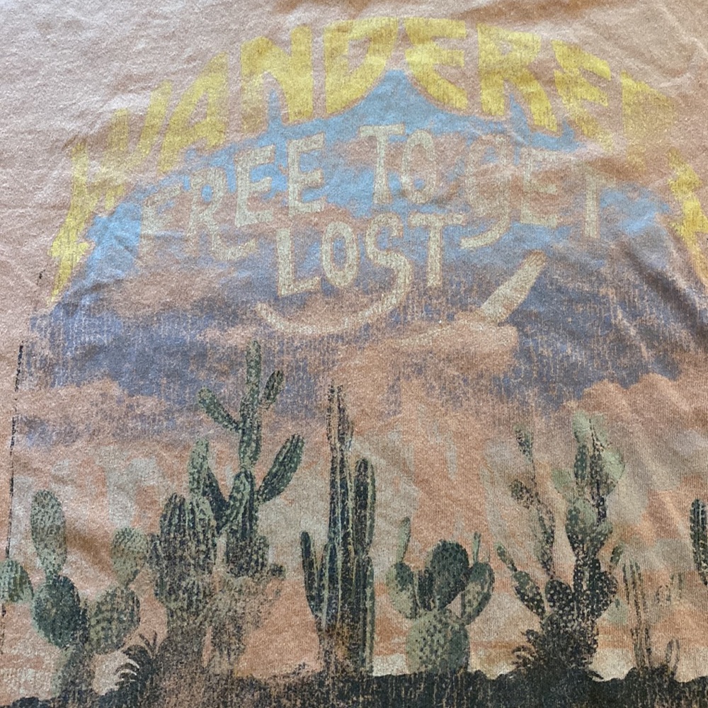 Wild Fable Graphic Tee XS